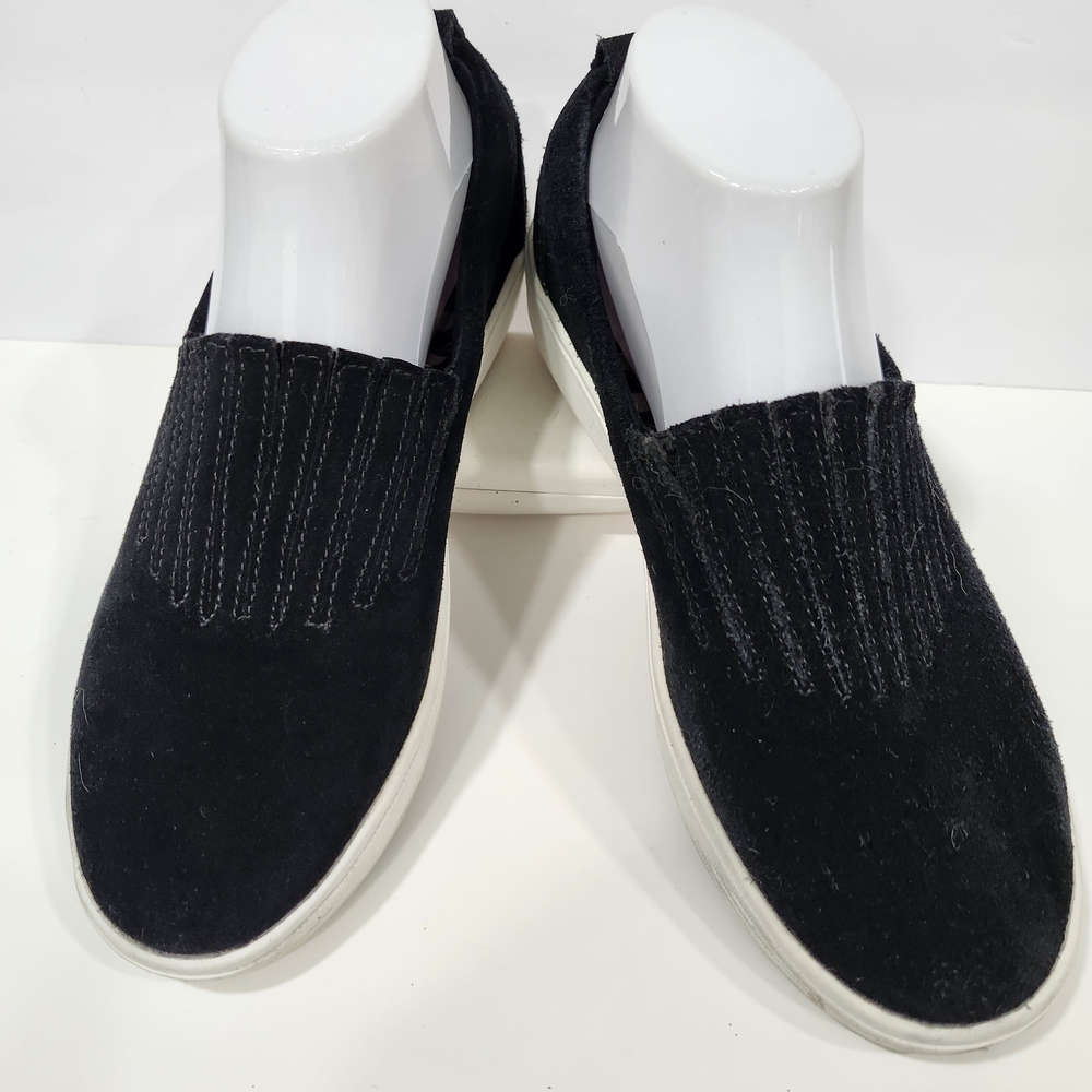 Skechers Air Cooled Memory Foam Shoe NWT